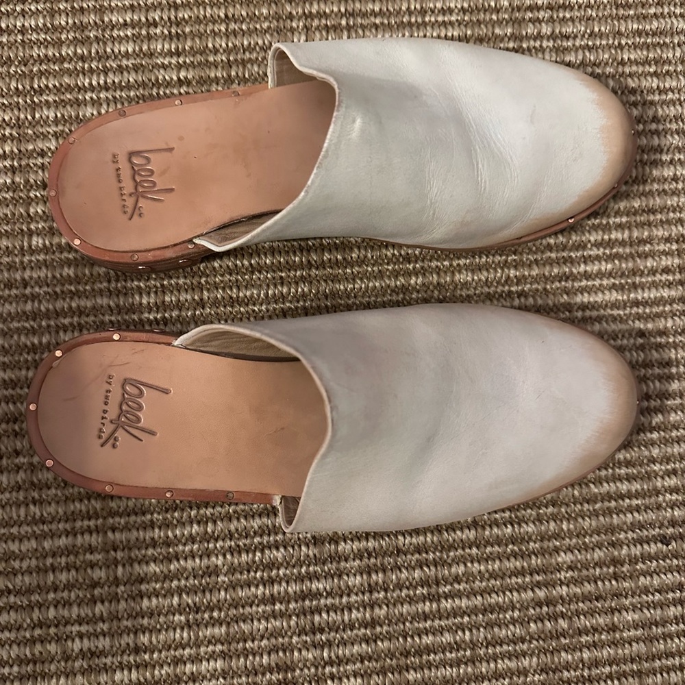 Beek by Two Birds Women's Ivory Leather Mules - Picture 2 of 8
